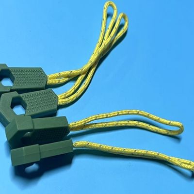 500 шт. Пластмассовый силиконовый комбинезон с резьбой помощник нейлоновая резьба для одежды