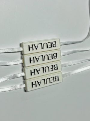 Логотипная метка с рельефным изображением Snap Lock Pin Loop Plastic Fastener Hang Tag With String