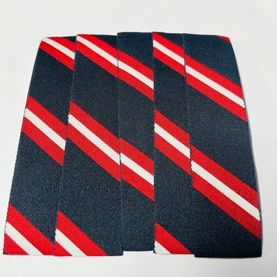 0.4 мм Толщина логотипа Тканеная одежда Этикетки на заказ с файлом художественных работ CDR