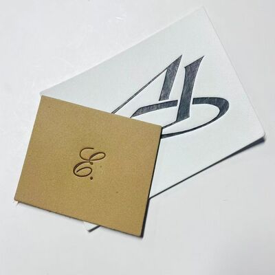 Рельефные джинсы Кожаная маркировка Уникальная маркировка одежды Кожаный пластырь Идеально подходит для индивидуальной одежды и аксессуаров джинса