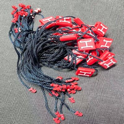 Лист из нержавеющей стали с дробеструйной обработкой для крепления бирок, предназначенный для обувных компонентов, отличающийся повышенной прочностью и превосходной поверхностью